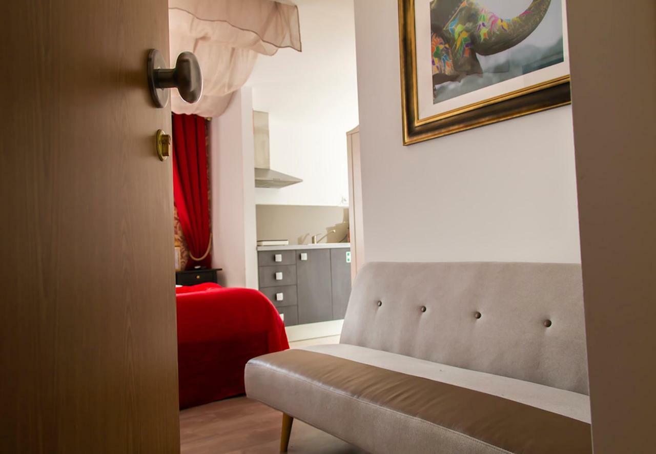 Royal Suites Riverview By Homing Apartament